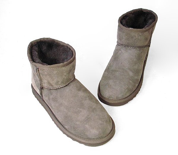 UGG-090522-26d