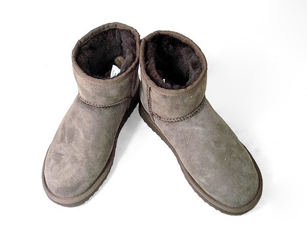 UGG-090522-23d
