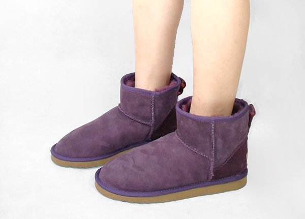 UGG-090522-29dA
