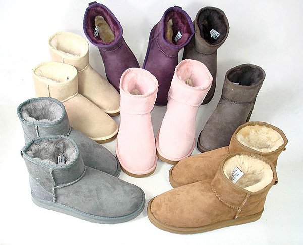 UGG-090522-22dE