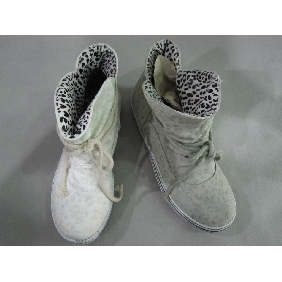 Wholesale Light color cloth material medium tall lady warm winter outdoor boots