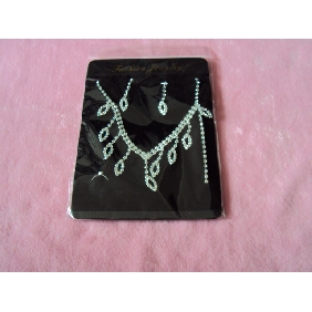 Wholesale Latest Fashion Design Excellent Quality Wedding Ornament