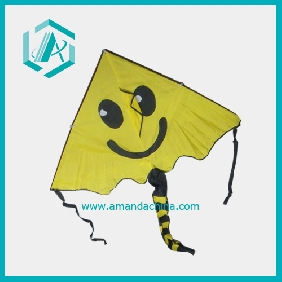 Wholesale Cloudpleaser Yellow Cloth Kite Smile Face By Triangle-kite, 20cm*81cm