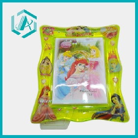Wholesale Famliy Decorate Best-Seller ,Special Design,3.5*5 Inch PVC Yellow Photo Frame