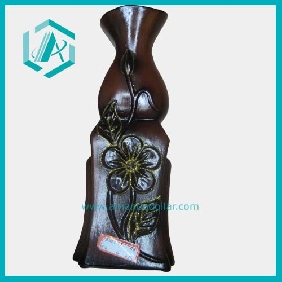Wholesale Delicate and beautiful peculiar shape porcelain vase with a flower pattern home decoration