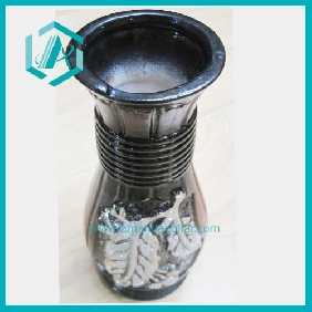 Wholesale Simple traditional dark color porcelain vase with snow leaves pattern home decor made in China