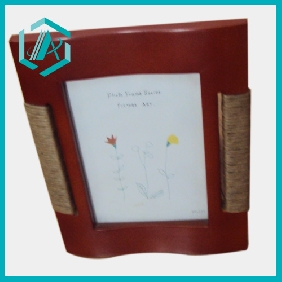 Wholesale A Simple Design New Brown Wood Photo Frame with Size of 9*13cm