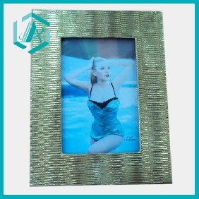 Wholesale A Newly Designed Top Quality Photo Frame with Uneven Frame