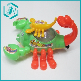 Wholesale Newest fashion design scorpion shape wind-up toy with light