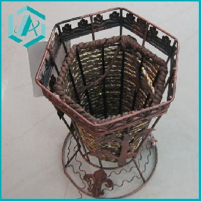 Wholesale Unique style iron crafts home decoration flower baskets