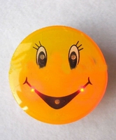 Wholesale Low price New design fashione Valentine's Day Led smile flashing badge