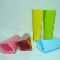 Wholesale bes gifts colorful simple structure Modern desgin FRP flower vase