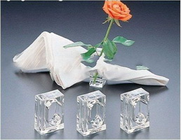 Wholesale New desgin hyaline Acrylic Bud Vase with Napkin Ring for gifts