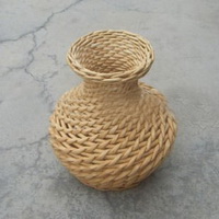 Wholesale delicate wicker flower vase Chinese folk art accept OEM orders