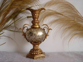 Wholesale antique style Chinese traditional artistic home decoration resin vase