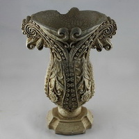Wholesale Home Decoration Resin Crafts Resin Antique Vase