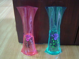 environmental friendly beautiful cheap plastic floral vases as promotional gifts