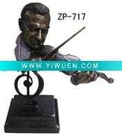 Wholesale unique musical figurine gift with iron art,craft