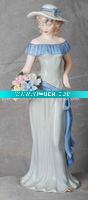 Wholesale Porcelain sculpture of beauty bring with flower basket