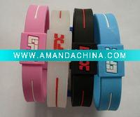 Wholesale fashion silicon wristband
