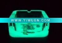 Wholesale square shape glow in the dark fluorescent glass ashtray