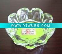 Wholesale flower shape round glow in the dark glass ashtray great for gift