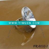 Wholesale crystal charming finger ring