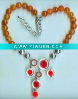 Wholesale Female body crystal jewelry artifical bead necklace