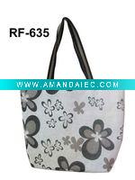 Wholesale HOOOOT SALE ladies handmade fashion straw handbags