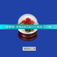Wholesale resin water globe