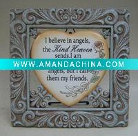 Wholesale YS7739-8 resin heart plaque frame for home decoration