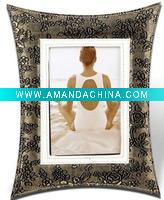 Wholesale Antique looking leather photo frame with mini floral patterns