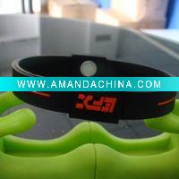 Wholesale silicone bracelets with fashion style