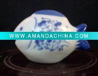 Blue and White Porcelain fish figurine RYAP04