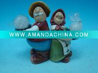 Wholesale Ceramic farmer couple decoration
