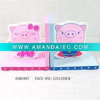 Wholesale cute pig wooden book stand