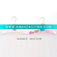 HEART valentine wooden hanger