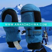 Wholesale 2011 hotsell kids lovely ski glove winter warm and waterproof skiing glove