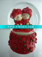 Wholesale 2011 hot sale festive resin water ball (P1030768)