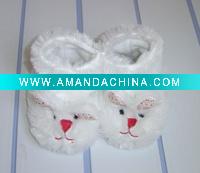 Wholesale soft plush infant shoes indoor
