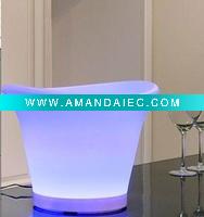Wholesale factory direct sale led flashing plastic ice bucket