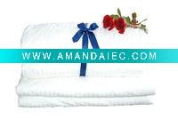 Wholesale natural silk comforter feeling warm and comfortable