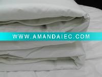 Wholesale 100% Polyester microfiber quilt
