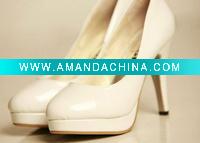 Wholesale wedding shoes , dress shoes .