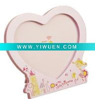 Wholesale Love shape wooden photo frame