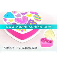 Heart shape valentine wooden jewelry box