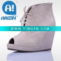 Wholesale Lady leather wedge shoes in various of sizes and colors