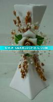 Porcelain ceramic candle holder with flower