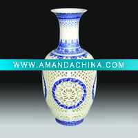 Wholesale China ceramic Blue and White Vase / Decorative