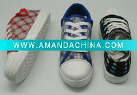 Wholesale Latest PVC Injection Low Cut Women & Men Canvas Shoe